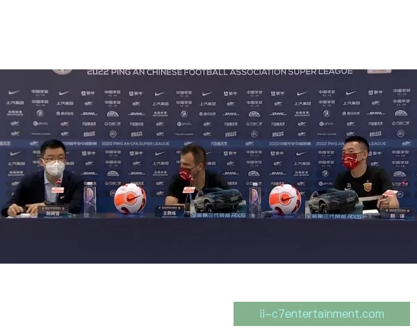 魏震在上海海港逐步获得更多出场机会成长为后防核心力量